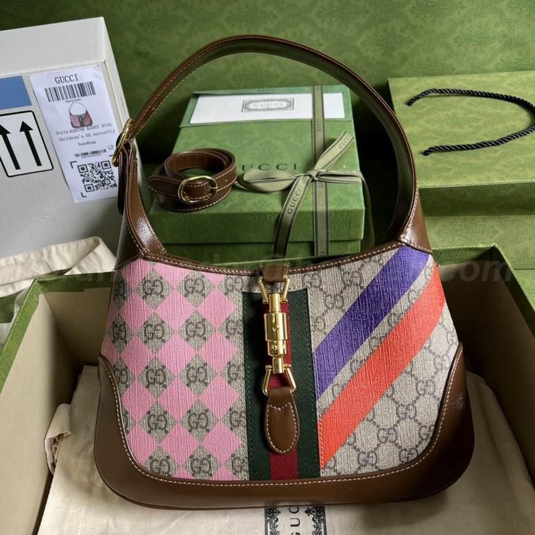 Gucci Handbags 52